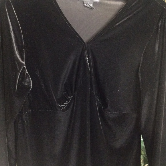 EUC Elementz Long Sleeve Black Velvet Top, L - Picture 2 of 10